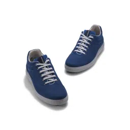 Woodland Men Nubuck Sneakers