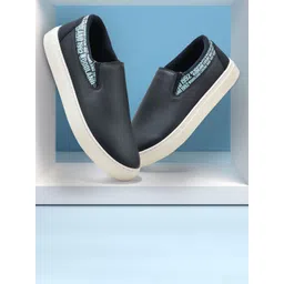 Woodland Men PU Sneakers