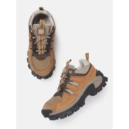Woodland Men Round Toe Leather Sneakers