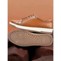 Woodland Men's Tan Sneakers