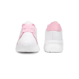 World Wear Footwear Women Sports Shoes