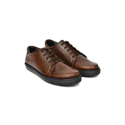 WROC Men Textured Leather Sneakers