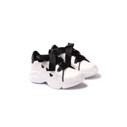 X XIOTA Women Sneakers