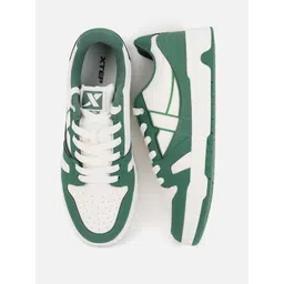 Xtep Men Classic Skateboarding Colourblocked Shoes Sneakers