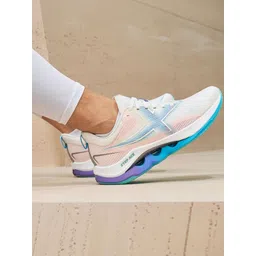 Xtep Men Textile Running Shoes