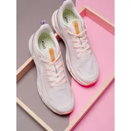 Xtep Women Reactive Coil  Non-Marking Running Shoes