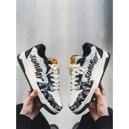 XTOON Men Printed Sneakers