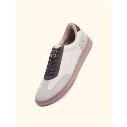 yoho Men Colourblocked Round Toe Lace-Ups Sneakers