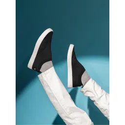 YOHO Men Slip-On Sneakers