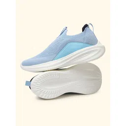 yoho Women Woven Design Sneakers