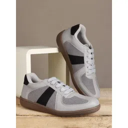 ZAPATOZ Women PU Sneakers