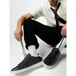 ZEESH Men Lightweight Leather Lace-Ups Sneakers