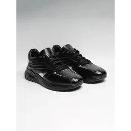 ZEESH Men Woven Design Leather Sneakers