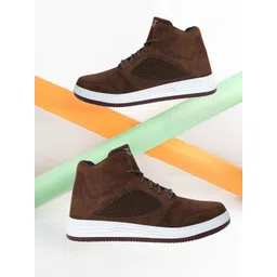 Zixer Men Woven Design Suede Sneakers
