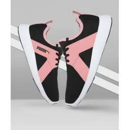 Zod Runner V3 Wn's Casuals For Women