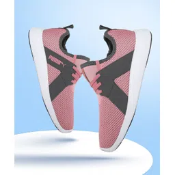 Zod Runner V3 Wn's Casuals For Women