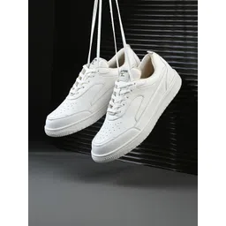 ZONTREK PRIVATE LIMITED Men Perforations PU Sneakers